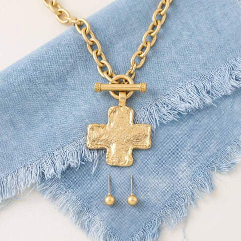 Hammered Cross Toggle Chain Necklace: VG24K
